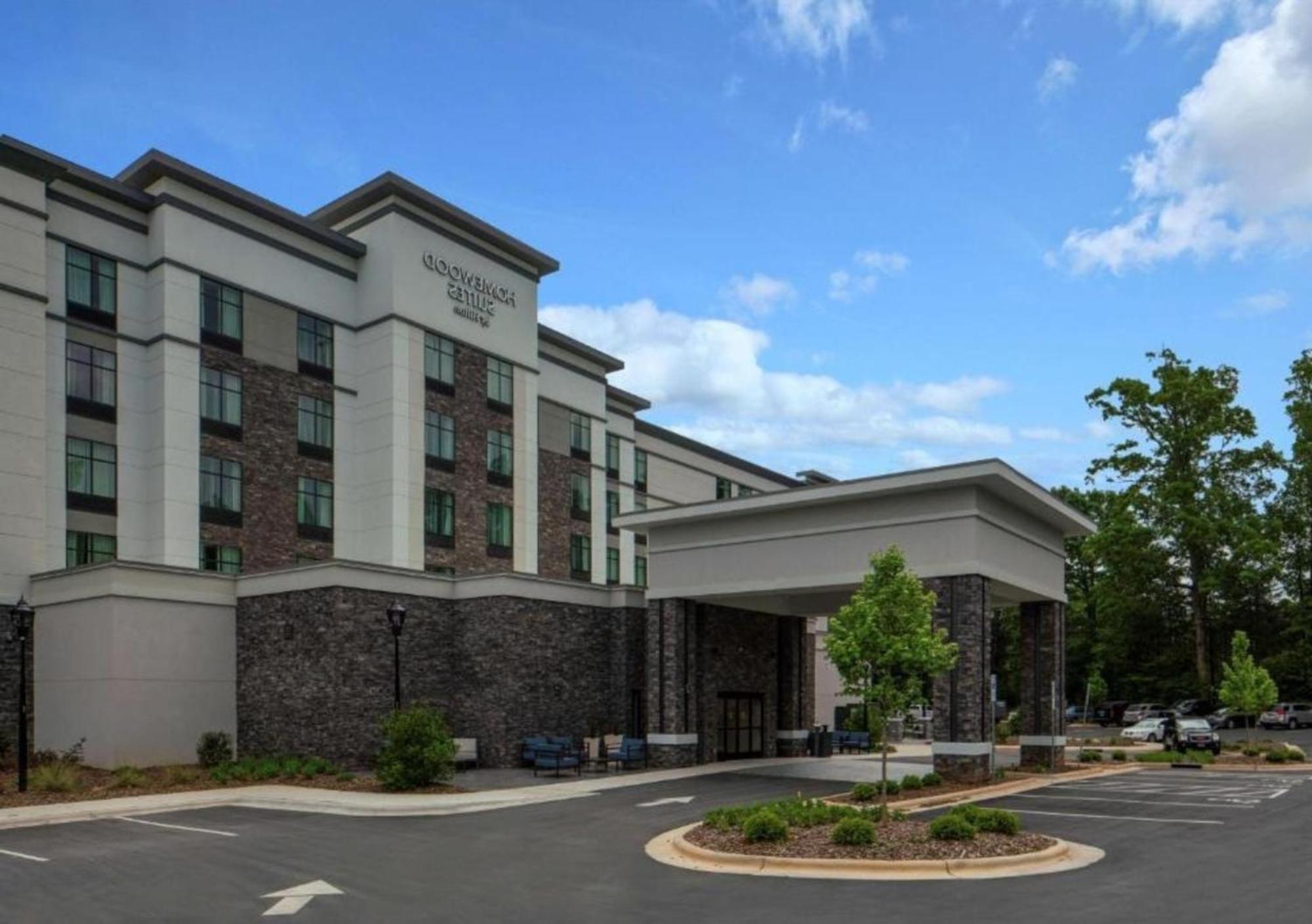 Homewood Suites By Hilton Greensboro Wendover, Nc Exterior foto