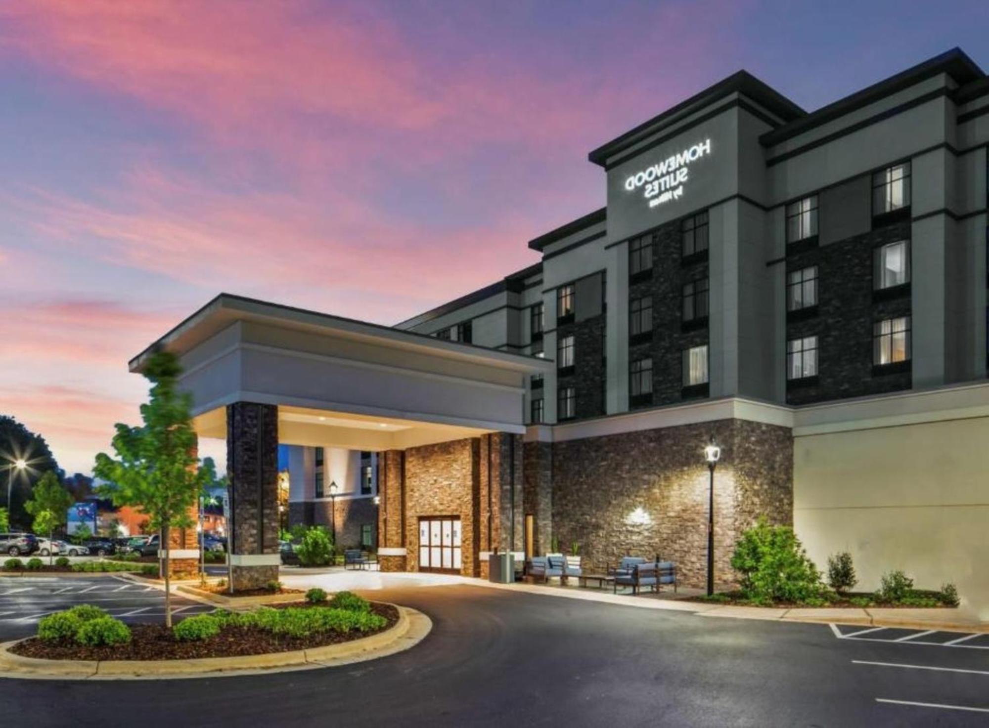 Homewood Suites By Hilton Greensboro Wendover, Nc Exterior foto